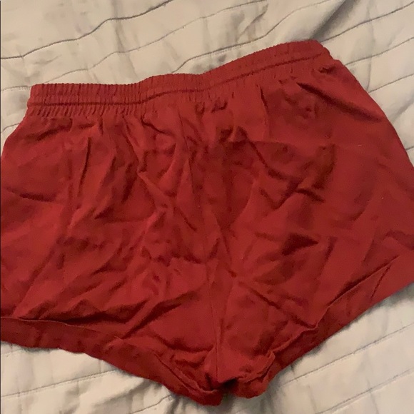 Loose shorts! - Picture 4 of 4